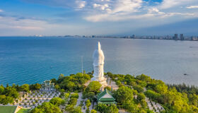 Da Nang Linh Ung Pagoda